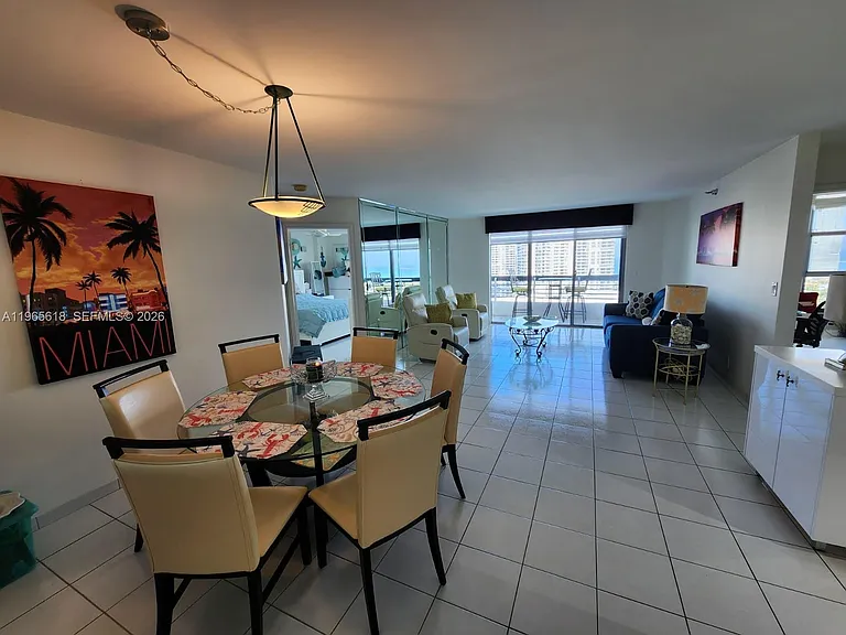 3530 Mystic Pointe Dr #2613 — Photo 3