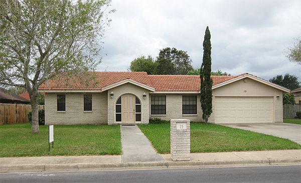 1st image of 15 Charing Cross Cir