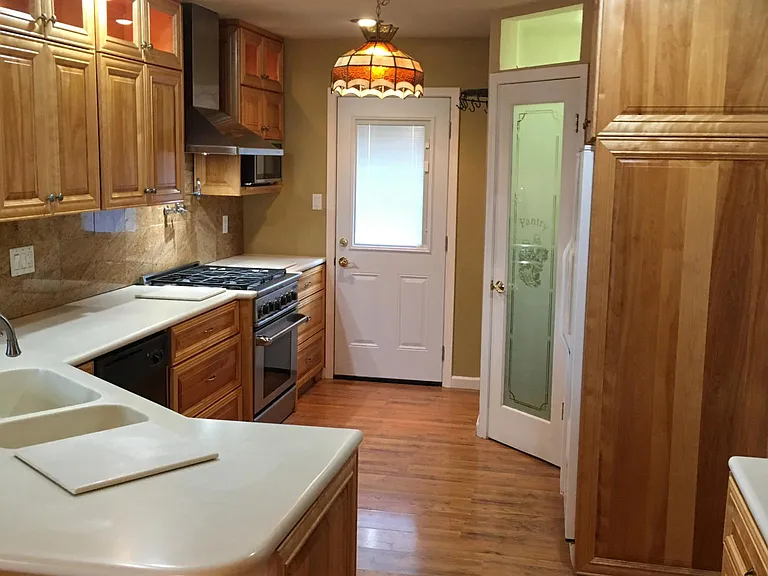 9001 Feather River Way — Photo 17