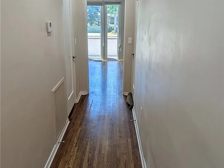 2609 Birch St — Photo 25