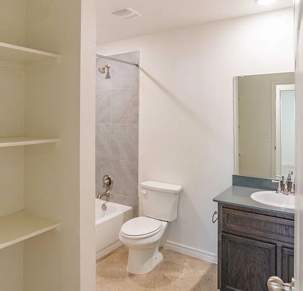 2306 Duntov Dr #B — Photo 12