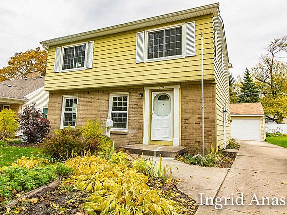 2nd image of 1719 Johnston St SE