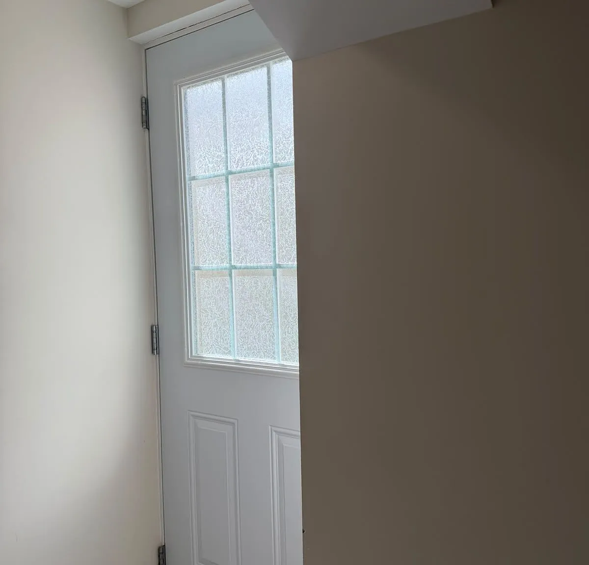 2 bed, $2,050 — Photo 3