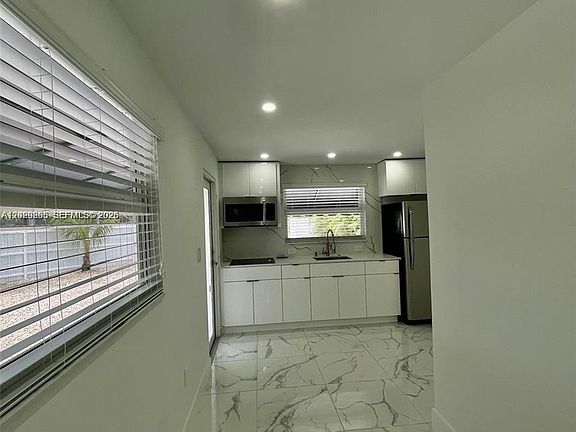 4th image of 9600 SW 164th St #1