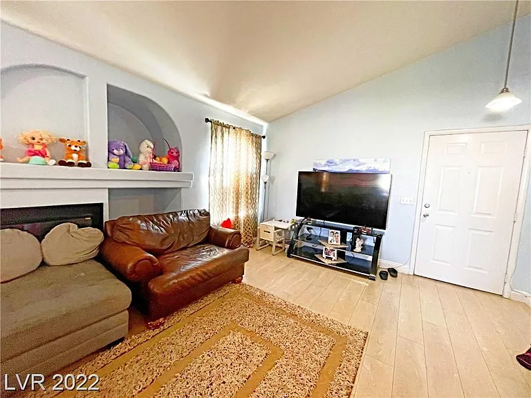 7950 W Flamingo Rd #2048 — Photo 33