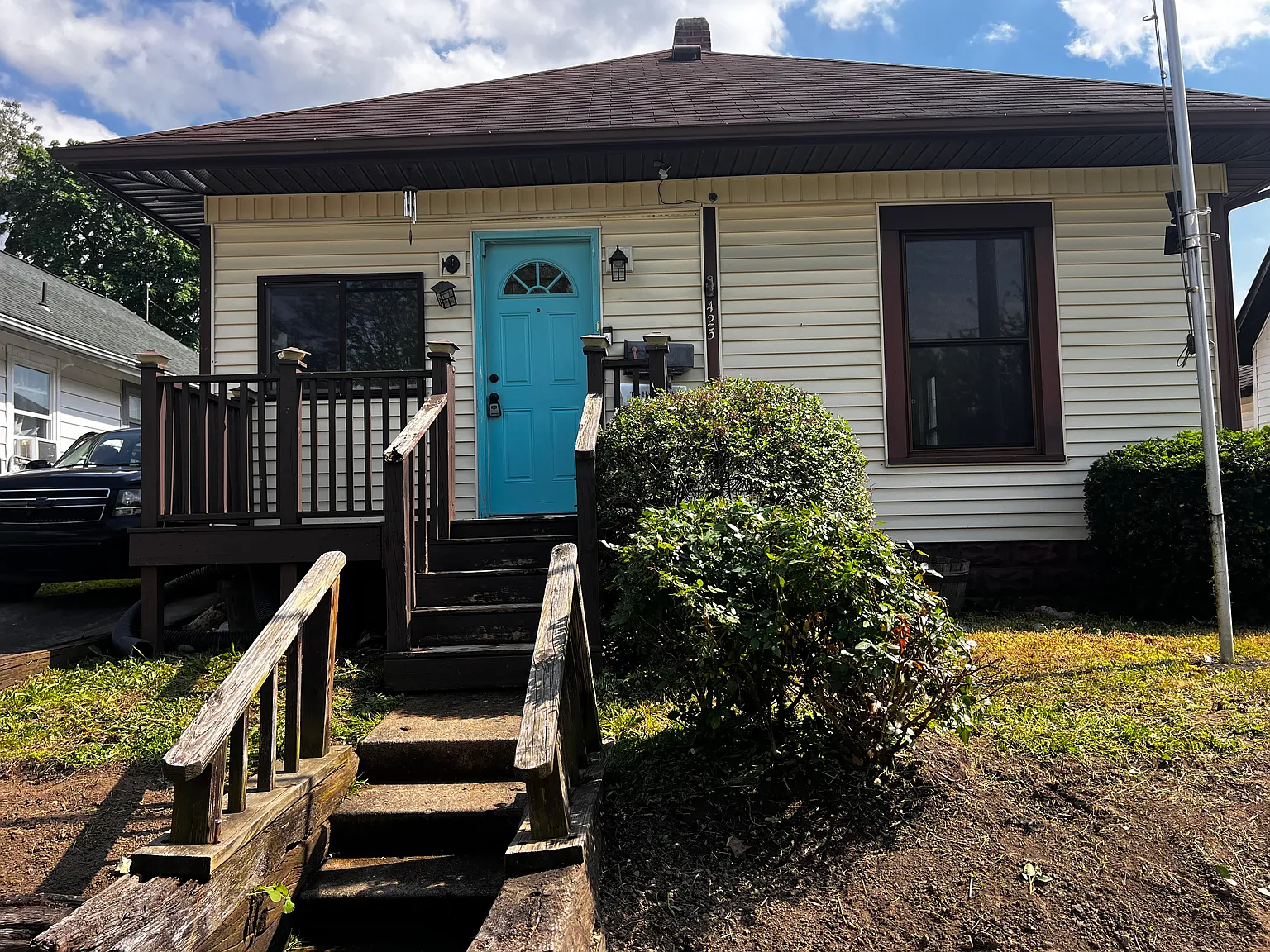 2 bed, 1000 sqft, $1,000 — Photo 1