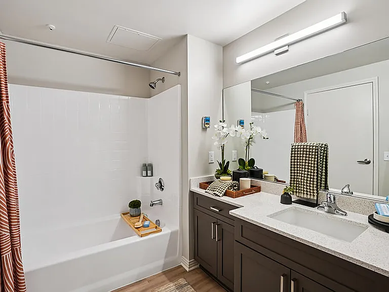 Haven at Del Mar Station Apartments — Photo 7