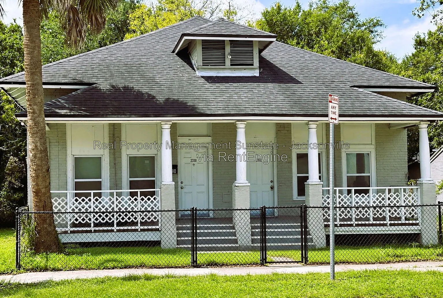 2 bed, 1.0 bath, 900 sqft, $875 — Photo 1