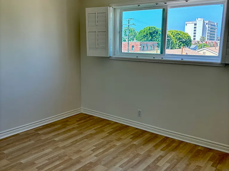 229 Bicknell Ave #308 — Photo 17