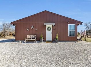 42 Illinois Dr, Linn Valley, KS 66040