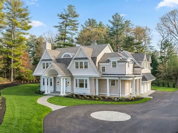 222 Grove St, Wellesley, MA 02482