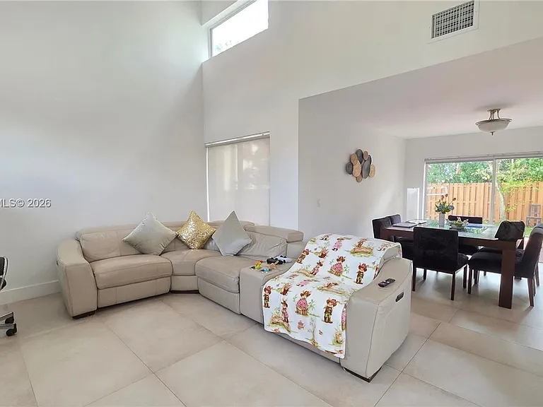 15856 SW 112th Ter — Photo 5