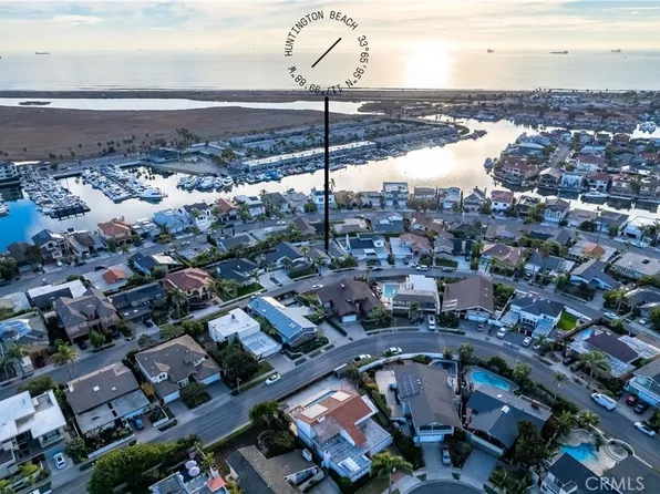 17011 Roundhill Dr, Huntington Beach, CA 92649