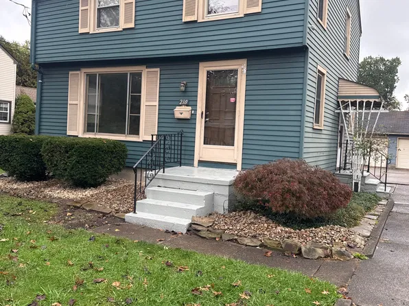 210 Wilson Ave, Niles, OH 44446