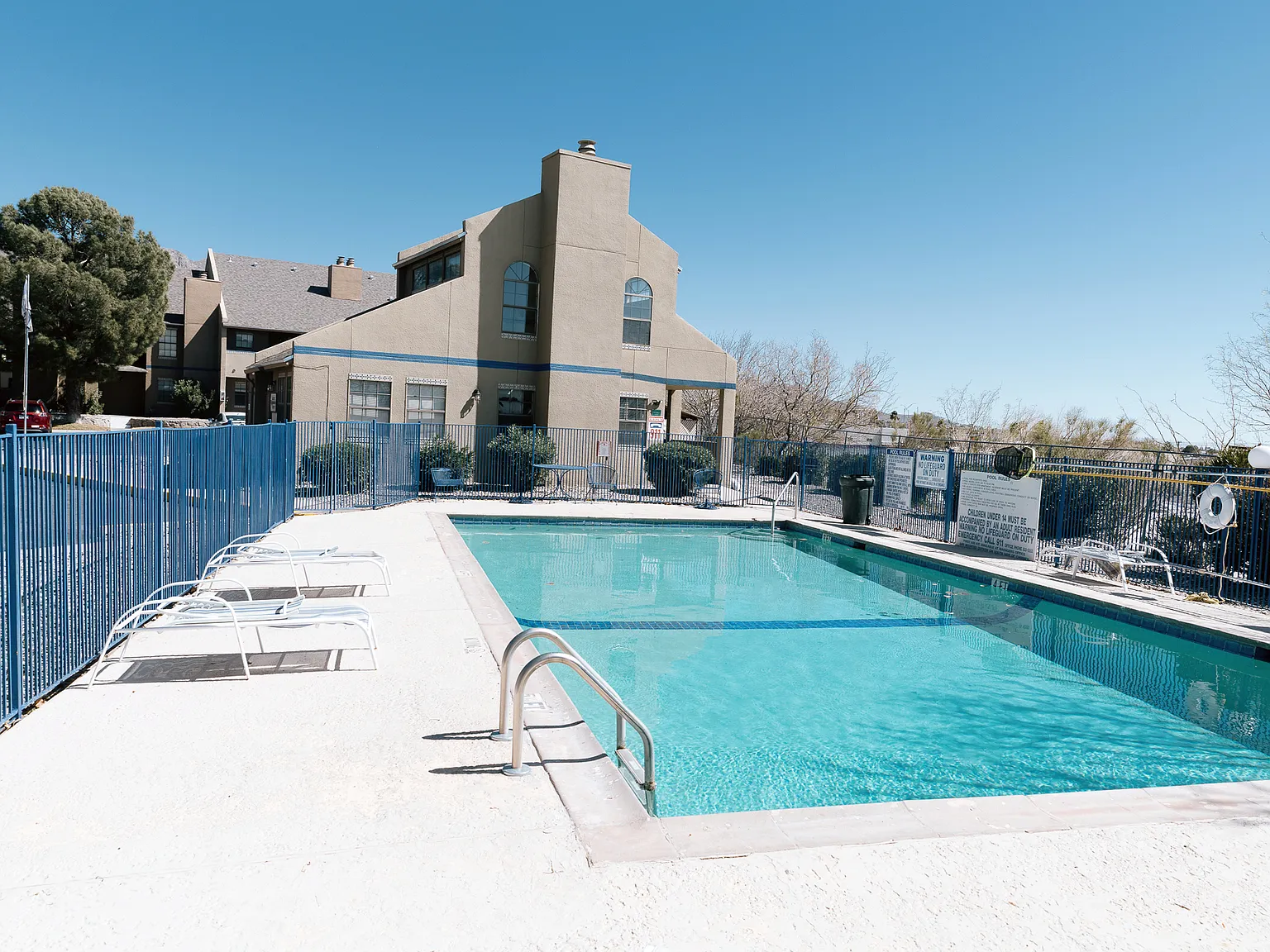 La Mesa — Photo 3