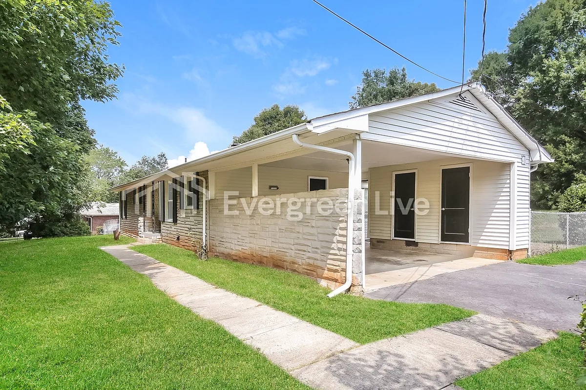 Building Photo - 4021 Avera Ave