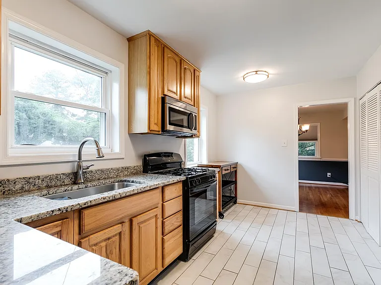 9221 Whitemont Dr — Photo 13