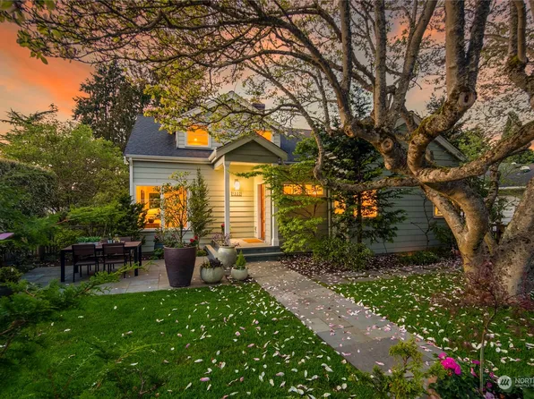 1322 NW Woodbine Way, Seattle, WA 98177