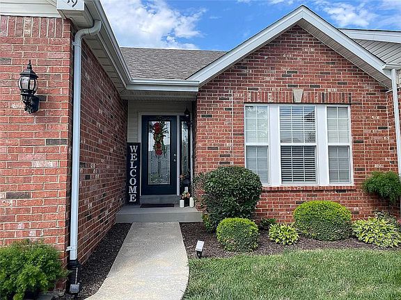 2nd image of 619 Ember Crest Dr