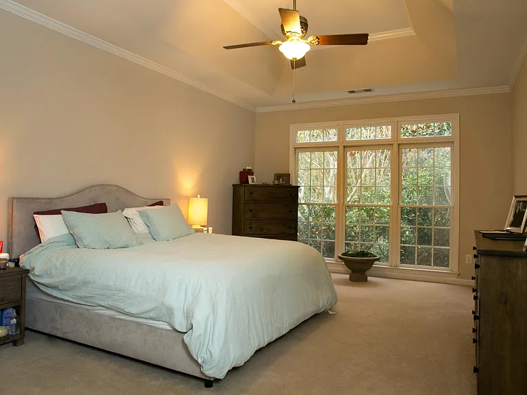 215 Smithdun Ln — Photo 13