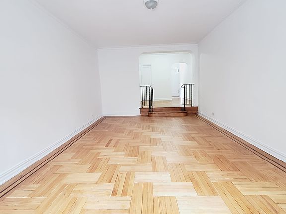 5th image of 101 Cooper St APT 1C
