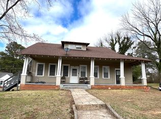 803 2nd Ave APT 2, Lawrenceville, VA 23868