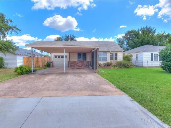 510 SW 1st St, Moore, OK 73160