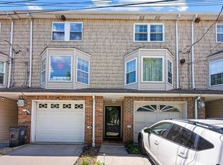 34 Francine Ln, Staten Island, NY 10314