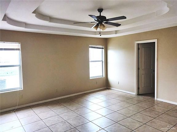 4th image of 2400 Gumwood Ave APT 1