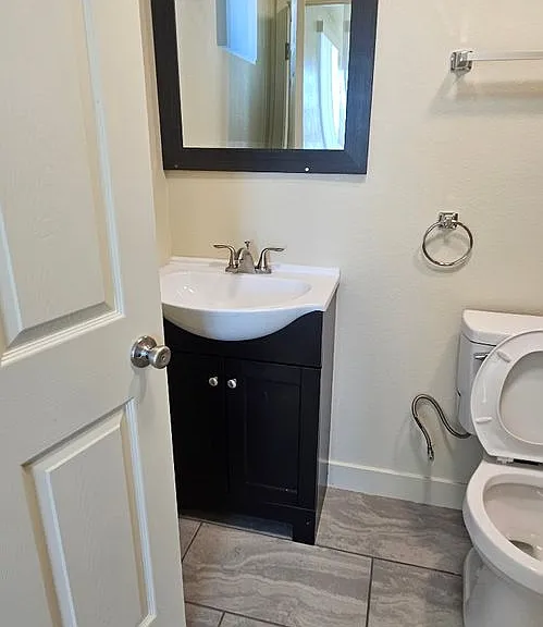 3839 Woodlawn Ave — Photo 45