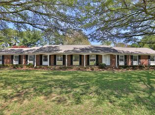 832 S Broadway St, Portland, TN 37148