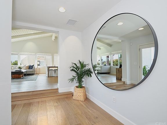 5th image of 807 Carnelian St