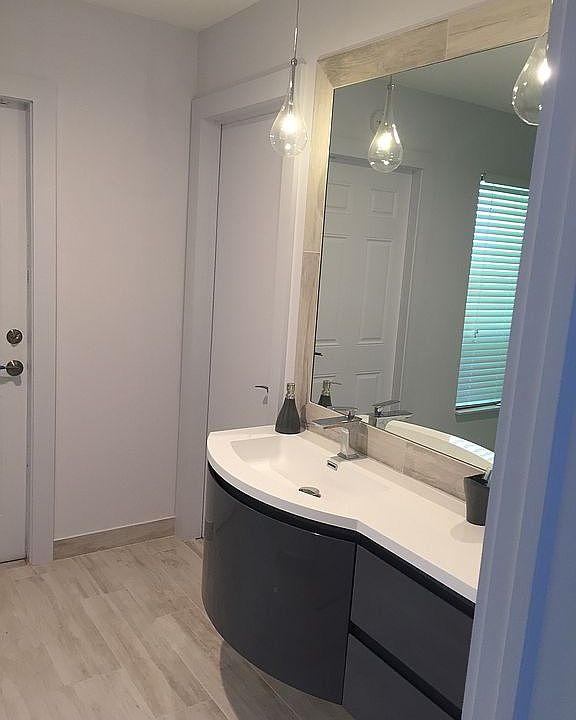 1st image of 4771 Pineview Cir