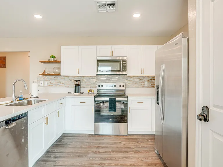 975 Jubal Ln — Photo 4