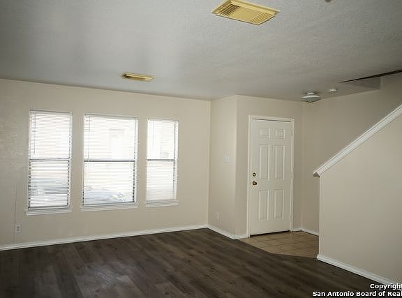2nd image of 43 Latrobe Post