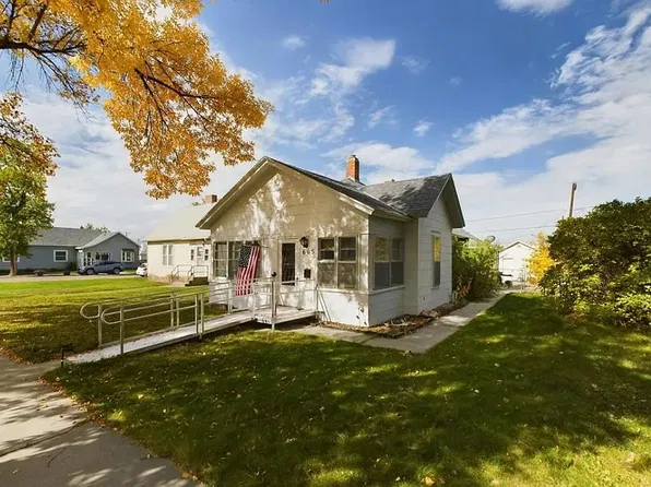 605 Culbertson Ave, Worland, WY 82401