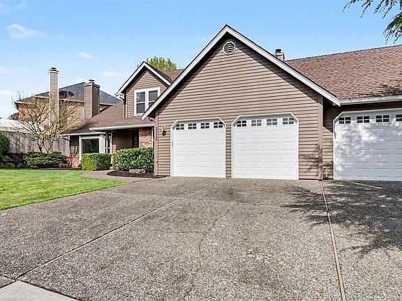 3rd image of 23926 25th Drive SE