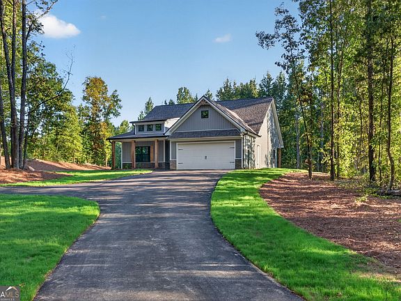 3rd image of 457 Relay Rd