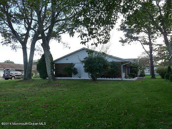 5th image of 1025 A Shetland Drive #A