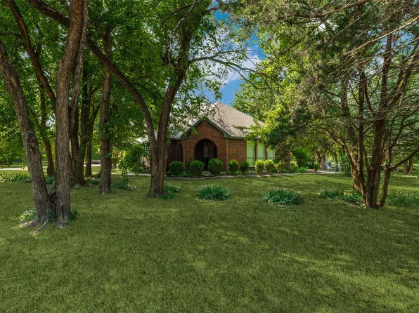 305 Cedar Hill Cir, Princeton, TX 75407