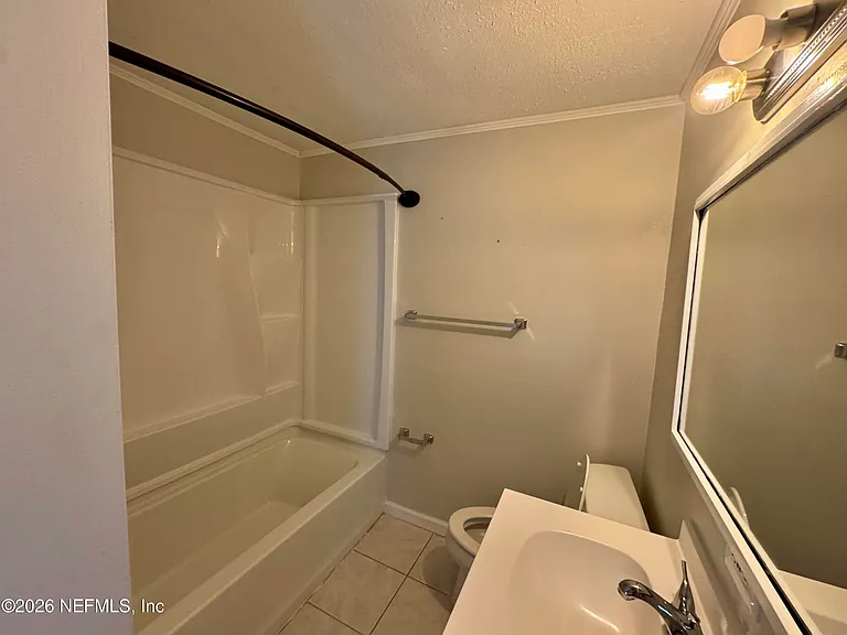 3352 College St — Photo 17