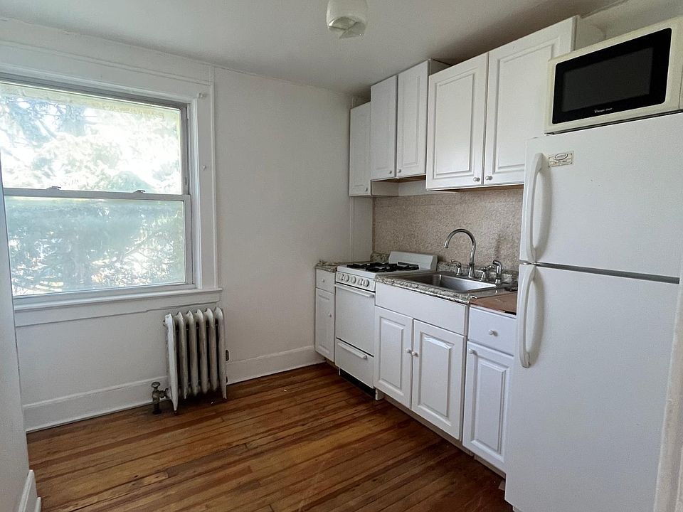1st image of 818 Monroe St Floor 2