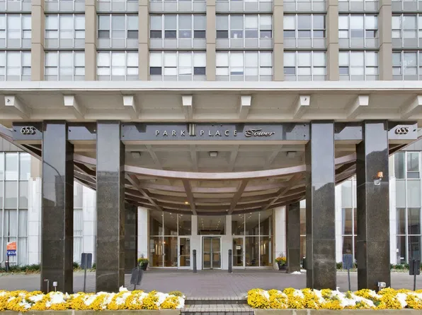 655 W Irving Park Rd APT 4409, Chicago, IL 60613