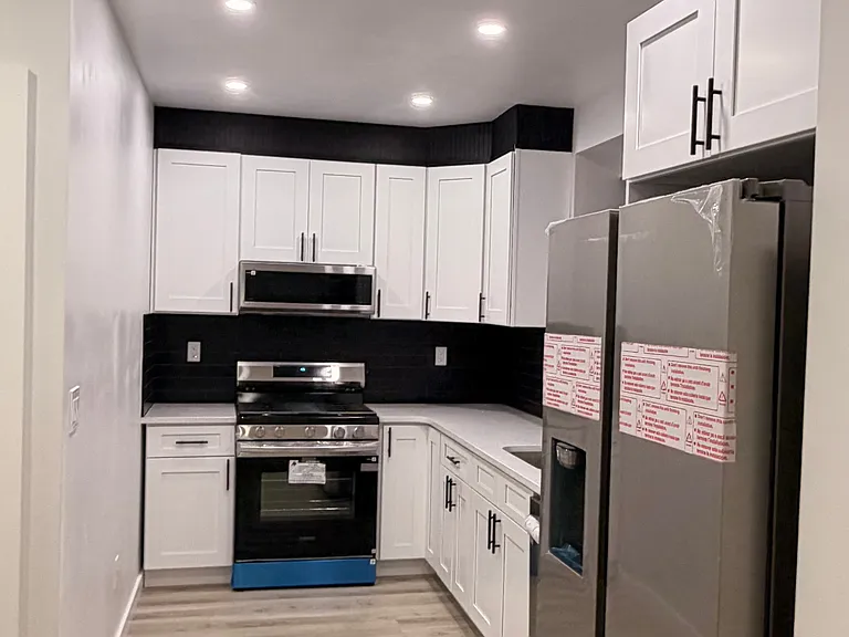 6113 Master St #MAIN — Photo 3