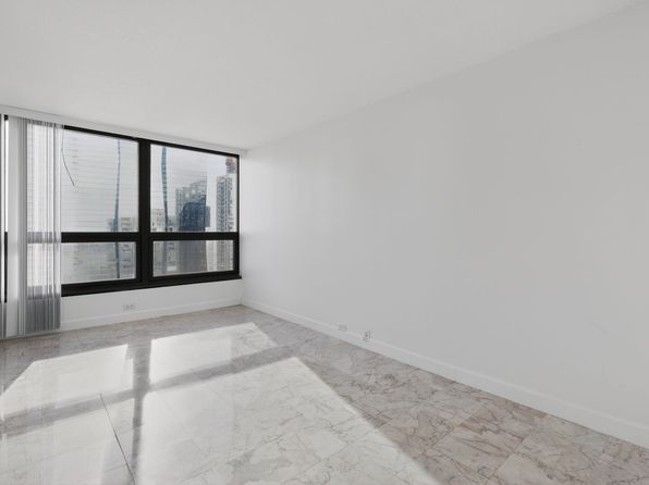 360 E Randolph St APT 3105