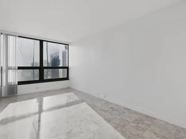 360 E Randolph St, Chicago, IL