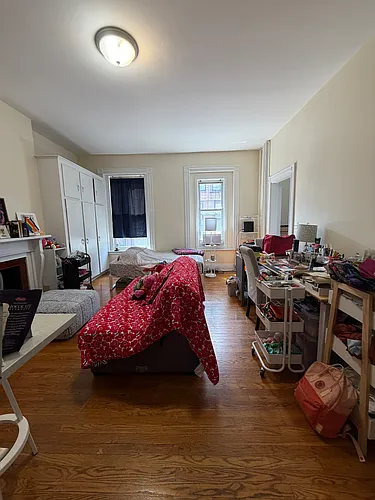 323 Beacon St Photo 1
