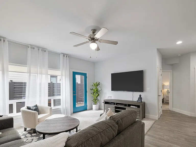 3317 N Ladalia Dr — Photo 5