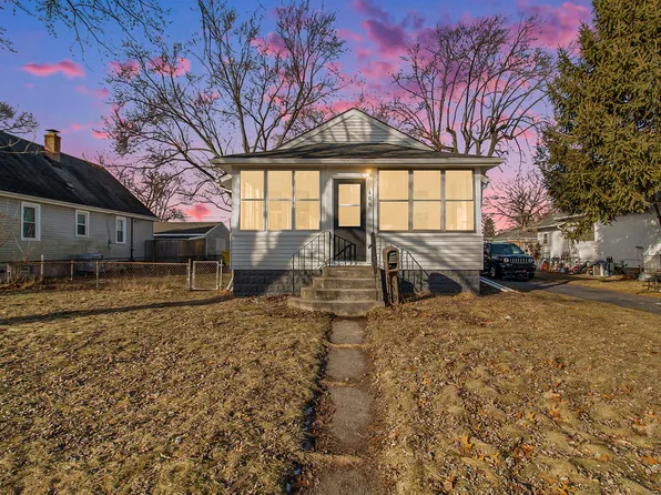 406 N Dwiggins St, Griffith, IN 46319