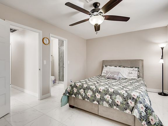 5th image of 3601 Villa Knolls East Dr